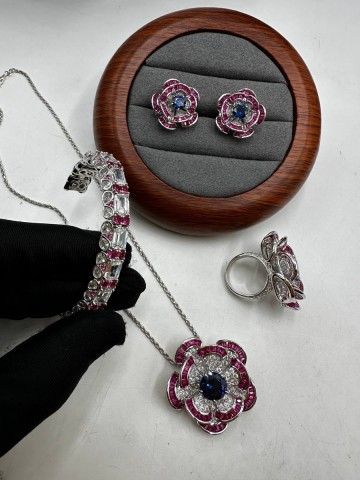 Bvlgari колье #494682RI