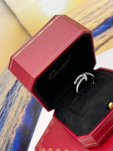 Cartier кольцо #131668SF