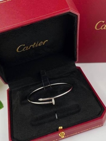 Cartier Juste un clou small браслет