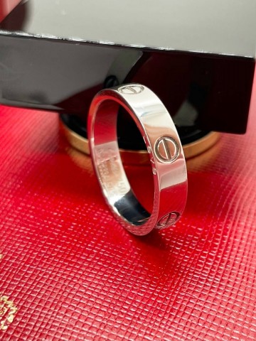 Cartier кольцо