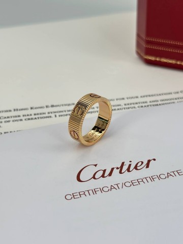 Cartier Love Unlimited кольцо