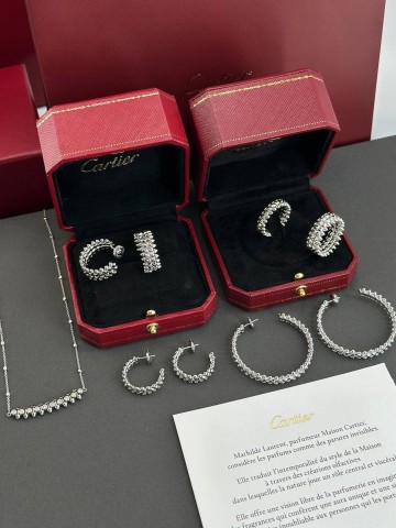 Cartier Clush серьги