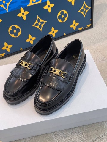Celine лоферы #930102IB