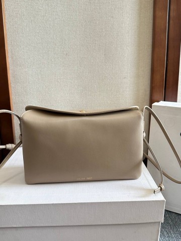 Celine TRIO FLAP AGNEAU LISSE сумка #874295BC