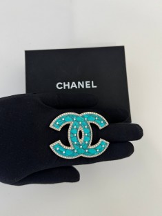 Chanel брошь