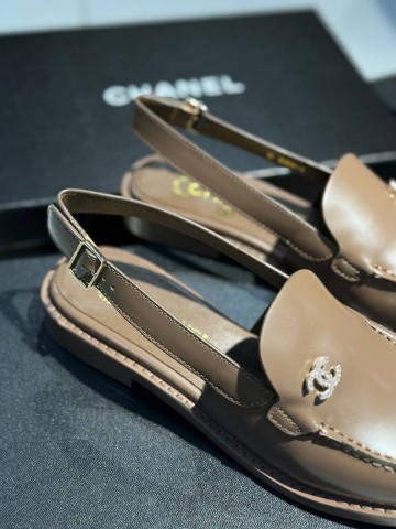 Chanel мюли #245738VF