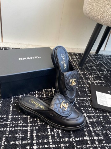 Chanel мюли #817104VM