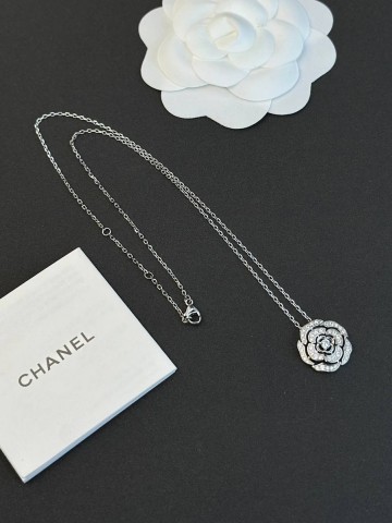 Chanel Camela кулон #772145WZ
