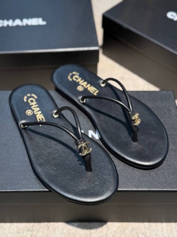 Chanel шлепанцы #260656UH