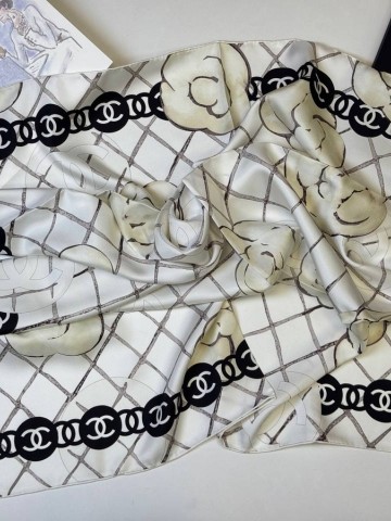 Chanel палантин #942092HR