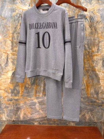 Dolce & Gabbana костюм