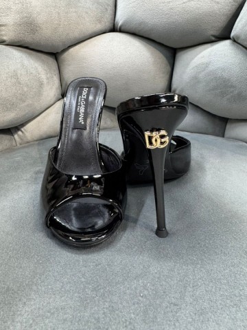 Dolce & Gabbana сабо