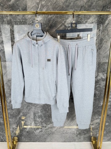 Dolce & Gabbana костюм