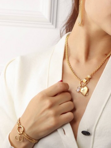 Dior колье