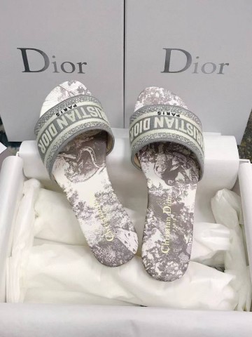 Dior шлепанцы