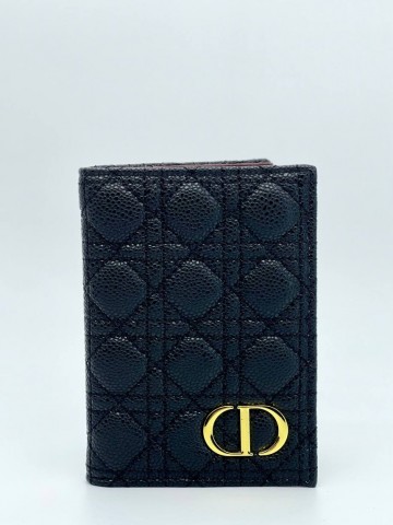 Dior обложка на паспорт