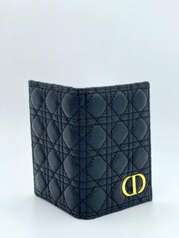 Dior обложка на паспорт