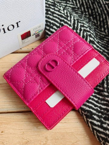 Dior картхолдер