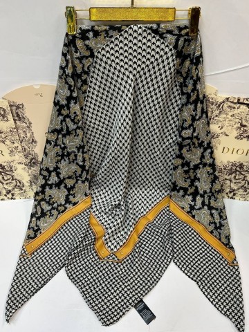 Dior платок