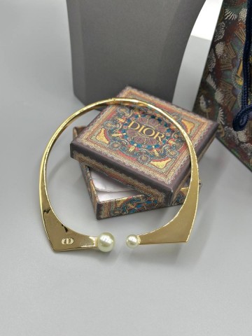 Dior колье