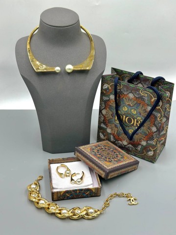 Dior колье