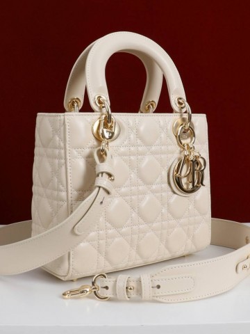Dior Lady сумка