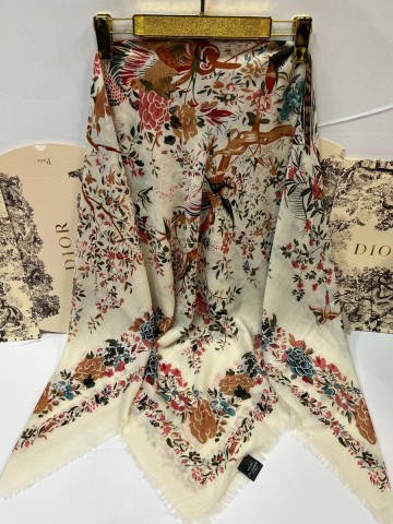 Dior платок