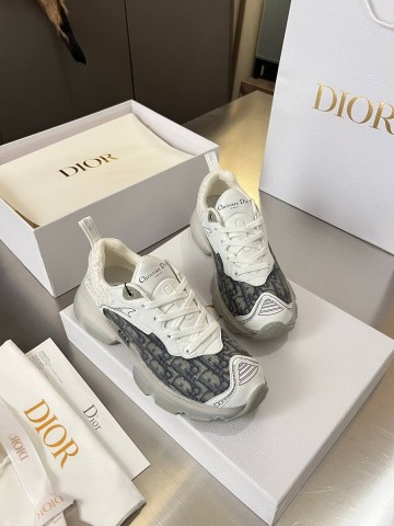Dior кроссовки