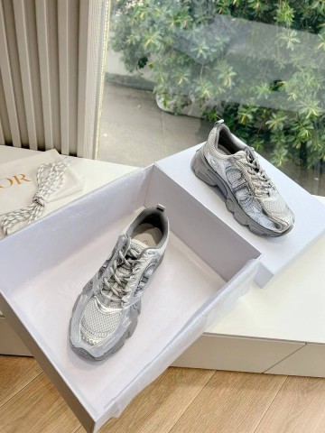 Dior кроссовки