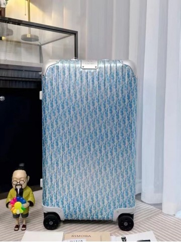 Dior х RIMOWA чемодан