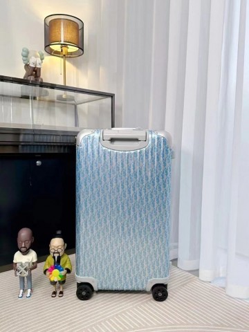 Dior х RIMOWA чемодан