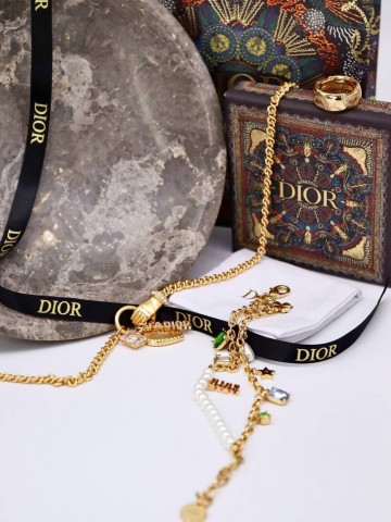 Dior колье