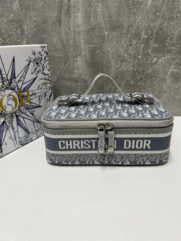 Dior косметичка