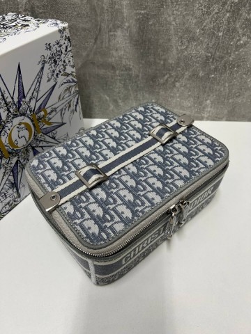 Dior косметичка
