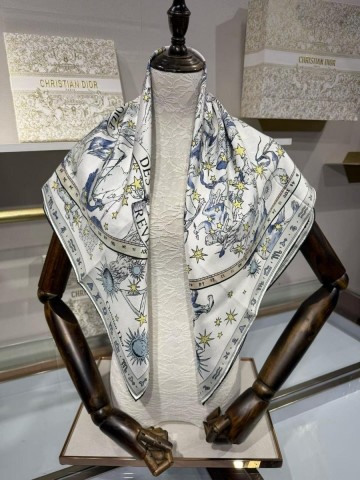 Dior платок