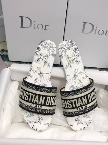 Dior шлепанцы