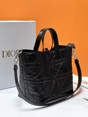 Dior Toujours сумка