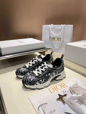 Dior кроссовки