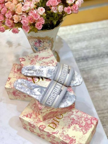 Dior шлепанцы