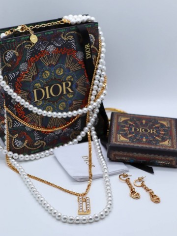 Dior колье