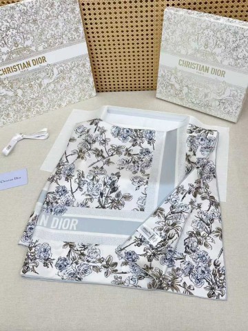 Dior платок