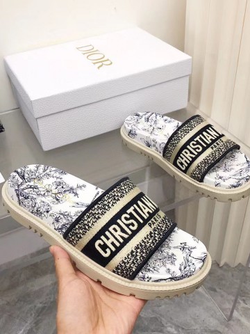 Dior шлепанцы