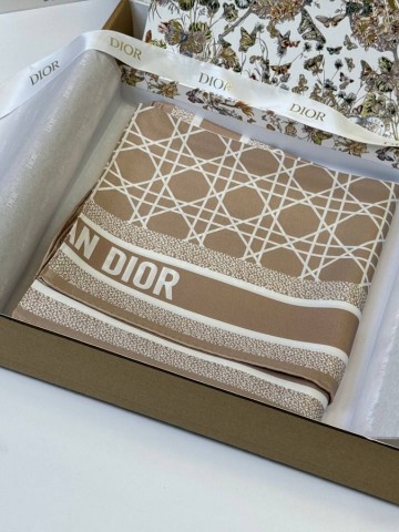 Dior платок
