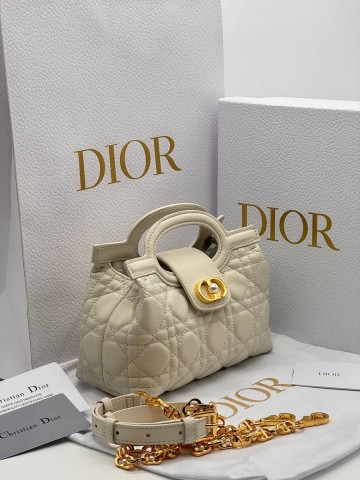 Dior Jolie Top Handle Mini Bag сумка