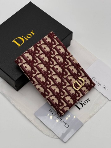 Dior обложка на паспорт
