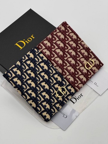 Dior обложка на паспорт