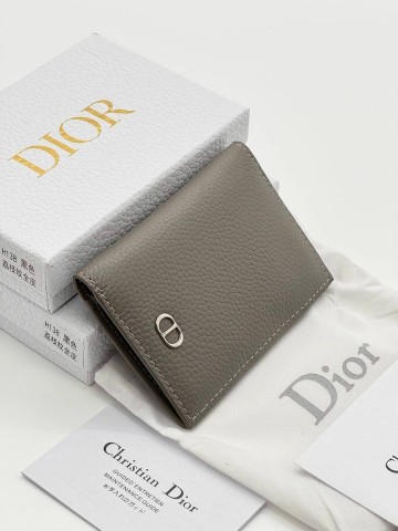 Dior картхолдер