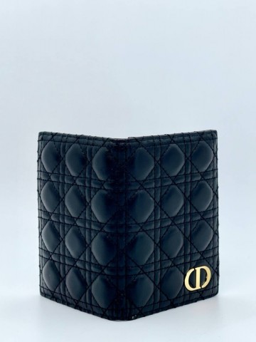 Dior обложка на паспорт
