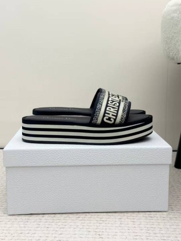 Dior шлепанцы