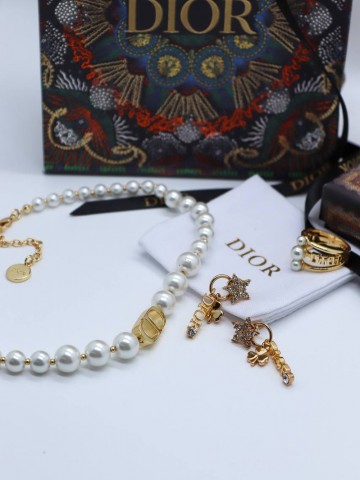 Dior колье